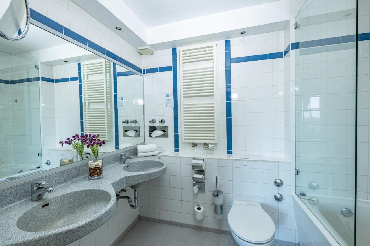 Haus Am Meer Hotel Ahrenshoop Bagian luar foto