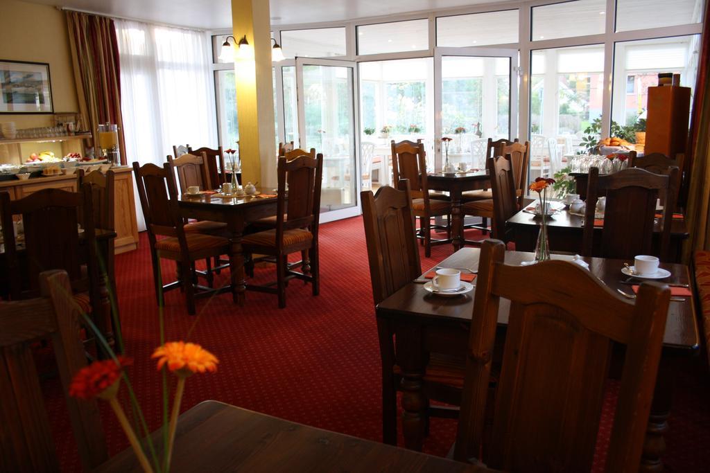 Haus Am Meer Hotel Ahrenshoop Bagian luar foto