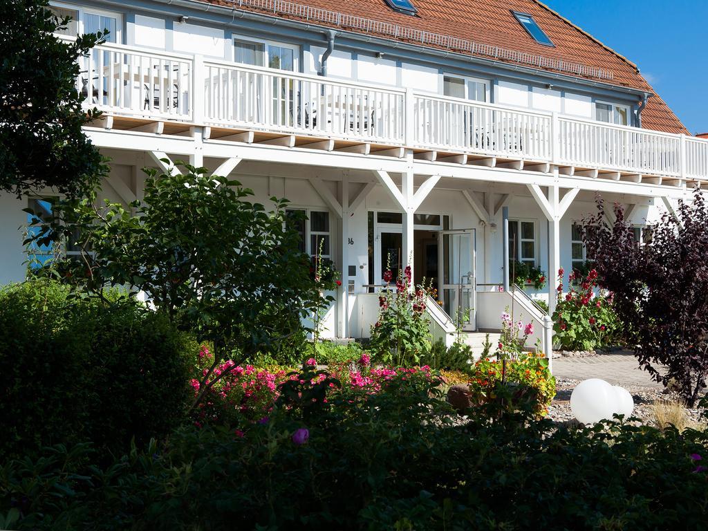 Haus Am Meer Hotel Ahrenshoop Bagian luar foto