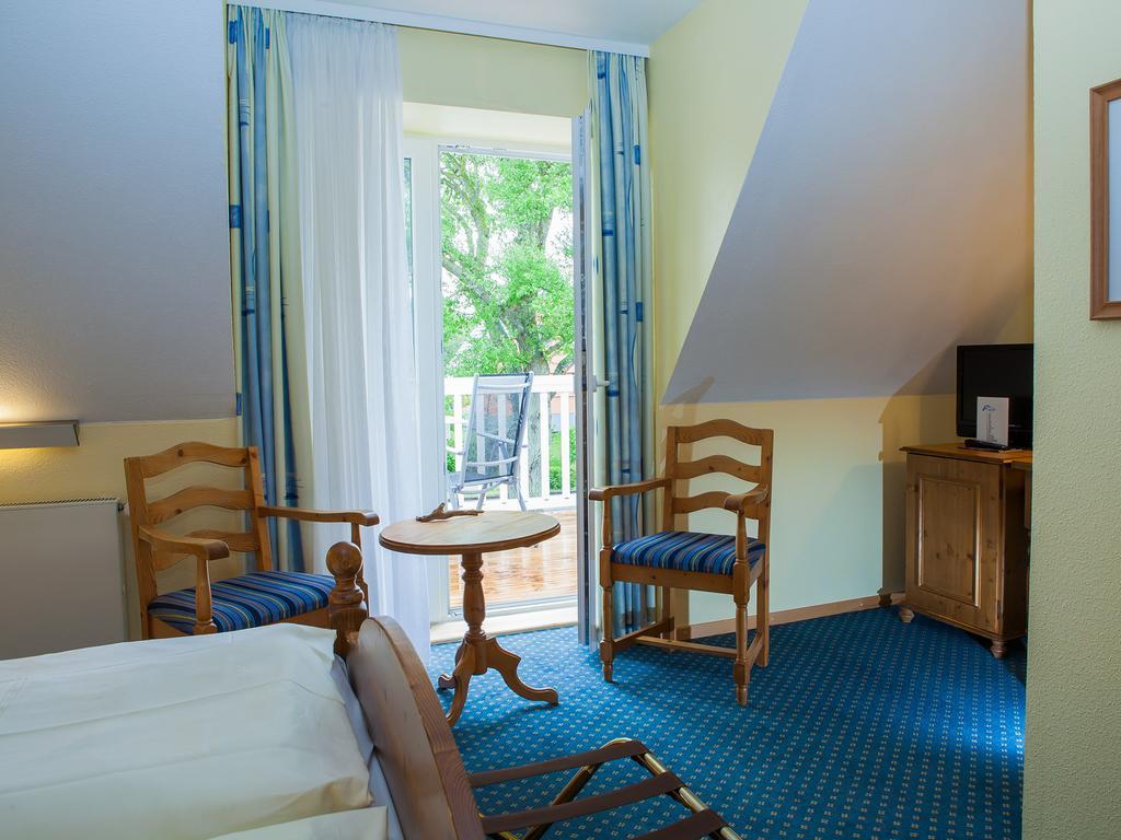 Haus Am Meer Hotel Ahrenshoop Bagian luar foto